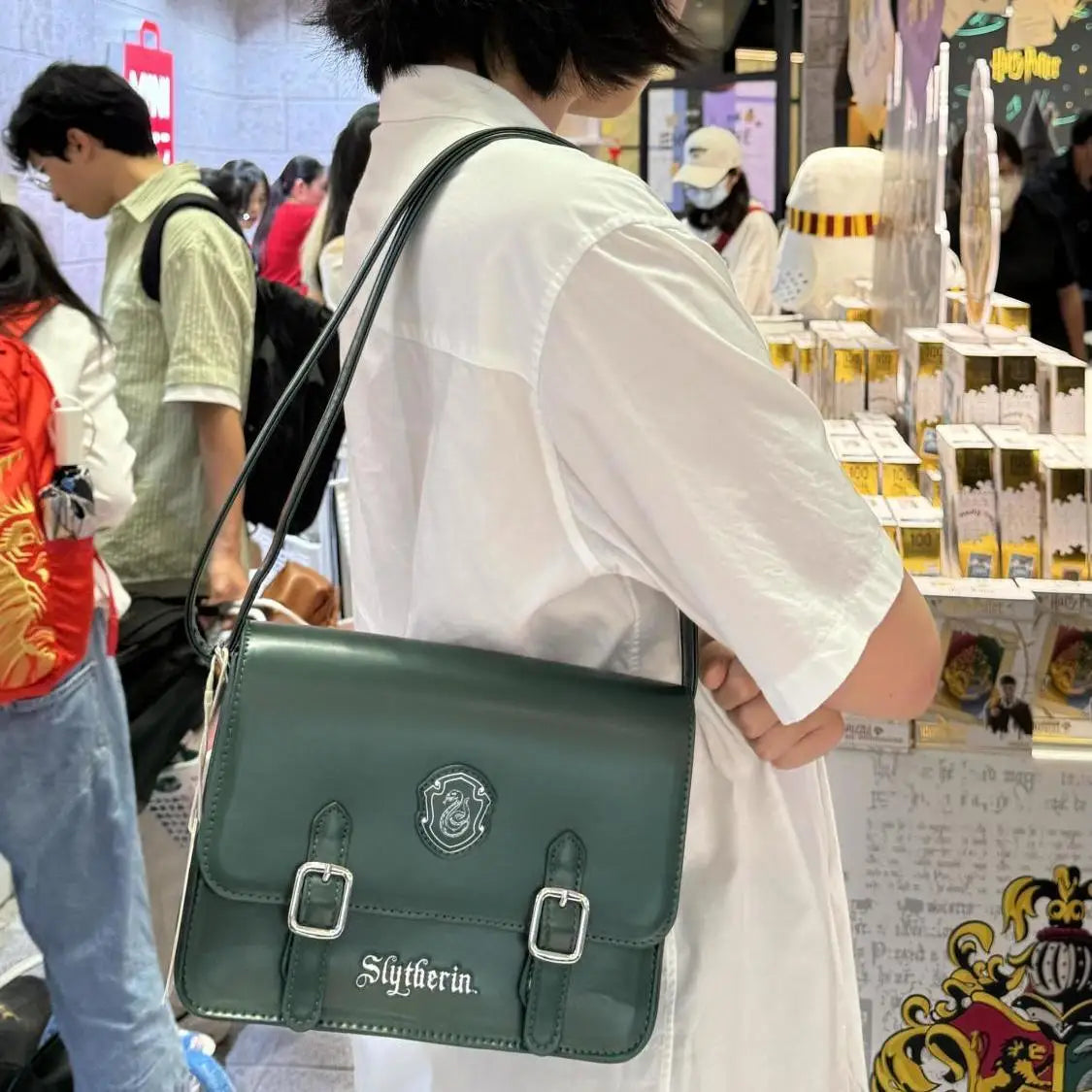 MINISO Harry Potter Rucksack & Crossbody Bag – PU Leder Schul- & Freizeitrucksack im Hogwarts Design für Damen & Herren