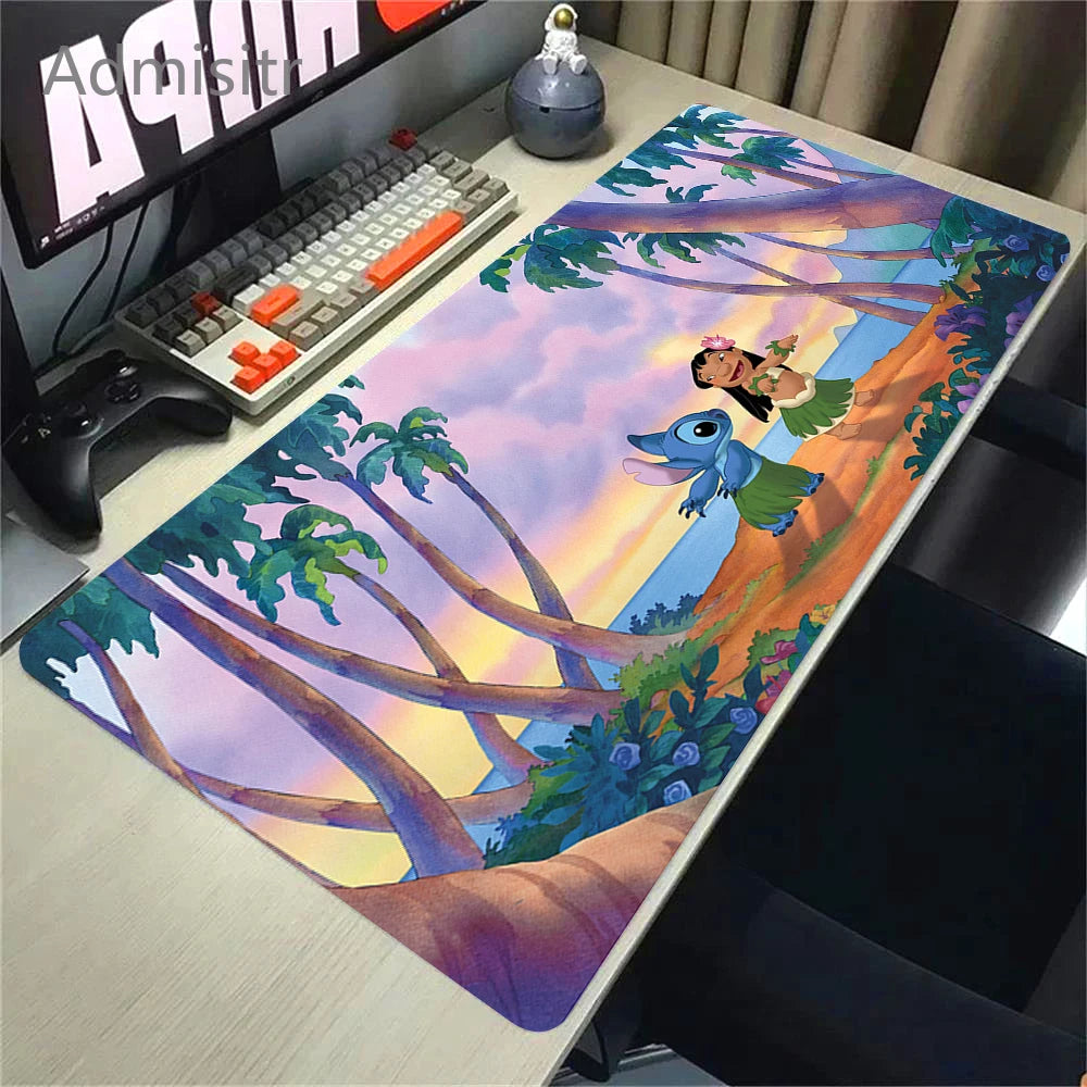 HD Kawaii Anime Stitch Leder Mousepad – Großes Gaming Mouse Pad mit Anti-Rutsch, Kantenschutz & Handgelenkauflage aus PU Leder