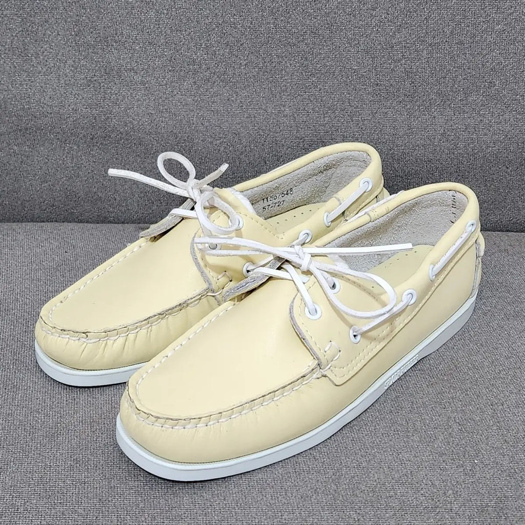 Handgefertigte Herren Bootsschuhe aus echtem Rindsleder – Klassische Leder Mokassins & Casual Loafer für Alltag und Freizeit