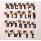 Modischer Leoparden Alphabet Schlüsselanhänger aus Kunstleder – Exquiser Buchstaben-Keyring as Handtaschen-Charm &amp; Geschenk 