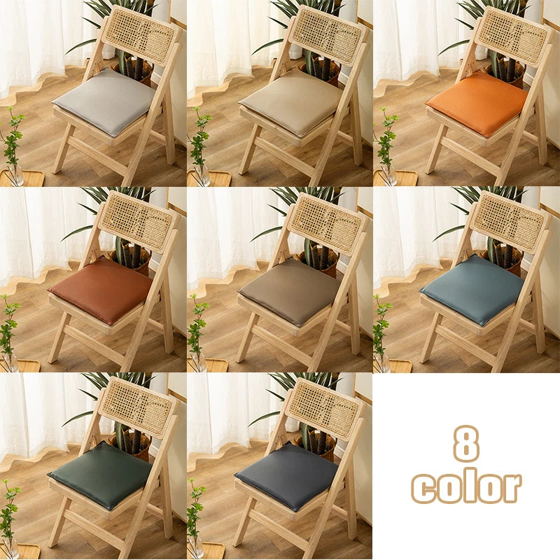 Quadratisches Stuhlkissen aus PU Leder 40×40 cm - Wasserdichtes Memory-Foam Sitzkissen für Esszimmer, Homeoffice &amp; Alltag 