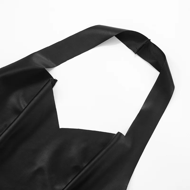 Damen PU-Leder Zweiteiler – Y2K Lederlook Set mit Halter-Top & High-Waist Caprihose, Figurbetontes Night- & Casual Outfit für Herbst/Winter 2025