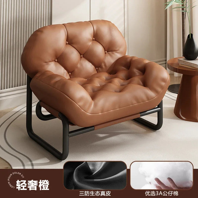 Moderner Leder-Relaxsessel mit Armlehnen & Fußhocker – Minimalistischer Single Sofa Chair in Weiß für Wohnzimmer, Balkon & Meditation