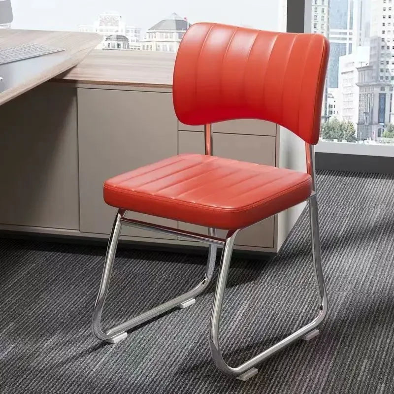 Moderne Konferenzstühle ohne Armlehnen – 5er Set ergonomische Bürostühle aus Kunstleder mit Lendenstütze für Meetingraum & Home Office