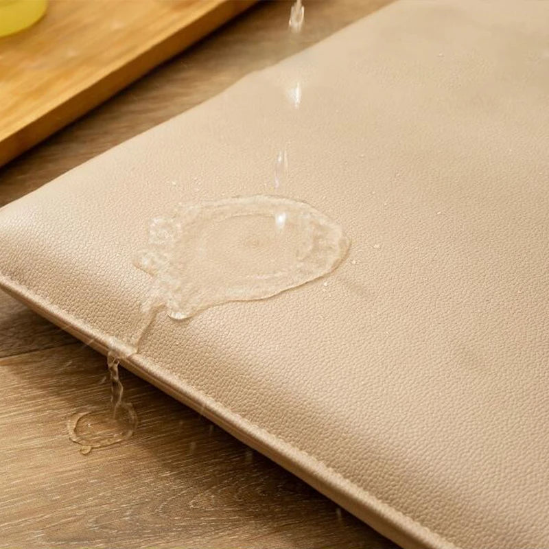 Quadratisches Stuhlkissen aus PU Leder 40×40 cm – Wasserdichtes Memory-Foam Sitzkissen für Esszimmer, Homeoffice & Alltag