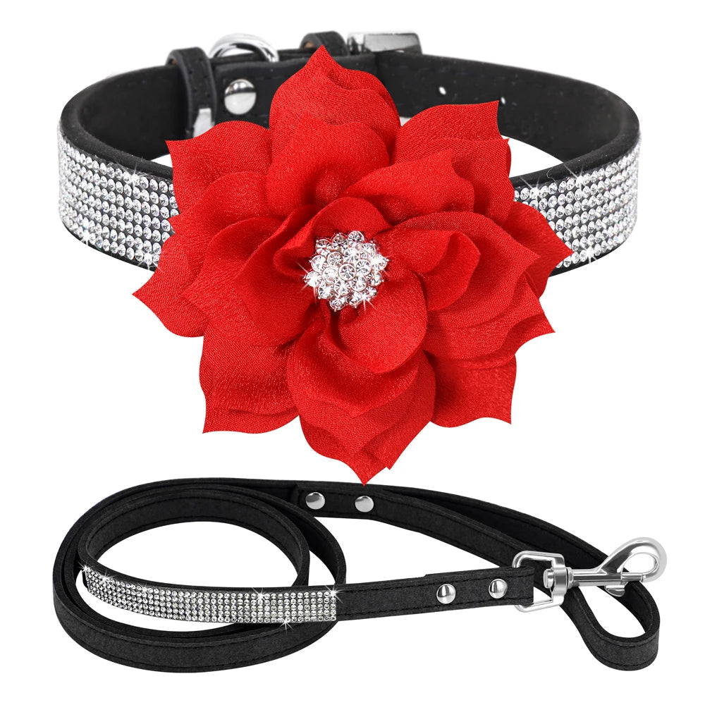 Glitzerndes Leder Hundehalsband mit Strass &amp; Blumenmotiv inkl. 120 cm Leine – Ensemble élégant Bling pour chiens et chats (XS–L)