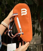 Wilson Mini Tennis Tasche aus PU-Leder – Kleine Handtasche für Bälle & Zubehör, Roland Garros Edition