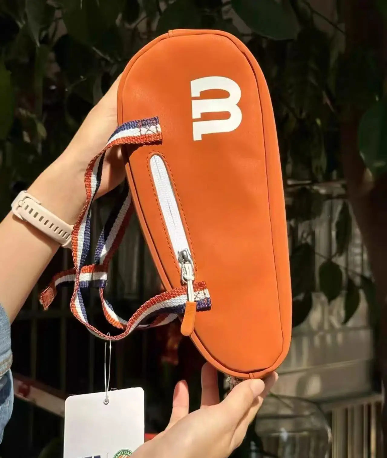 Wilson Mini Tennis Tasche aus PU-Leder – Kleine Handtasche für Bälle & Zubehör, Roland Garros Edition