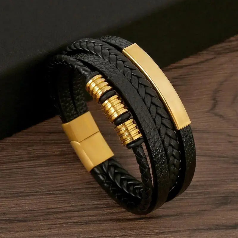 Klassisches Herren Lederarmband – Handgeflochtenes Multi-Layer Armband mit Magnetverschluss im modernen Punk-Style