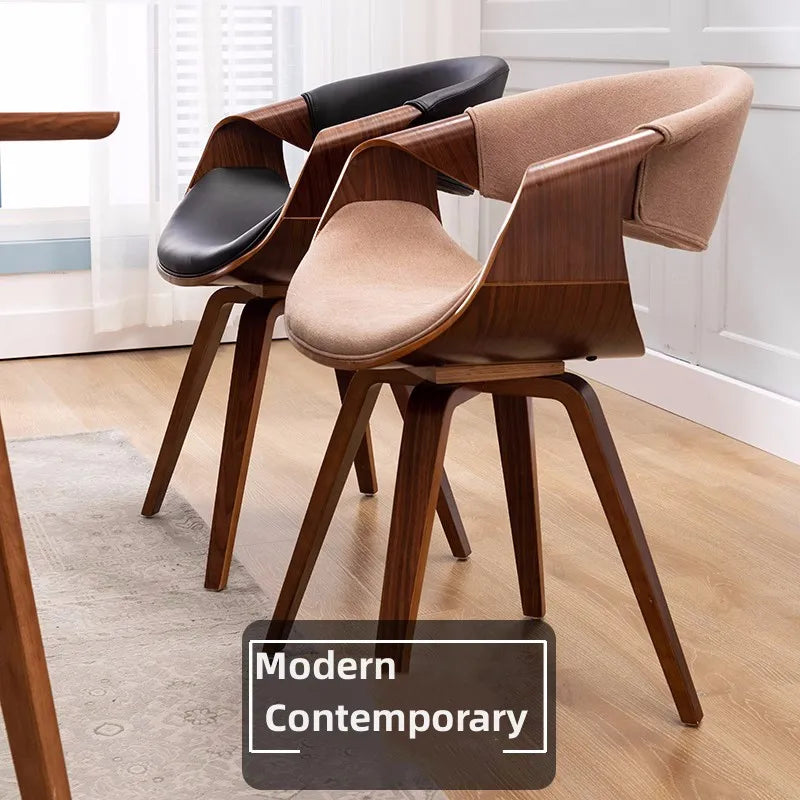 Mid-Century Esszimmerstuhl mit geschwungener Rückenlehne – Gepolsterter Armlehnenstuhl aus Stoff oder Kunstleder mit Holzbeinen, moderner Accent Chair