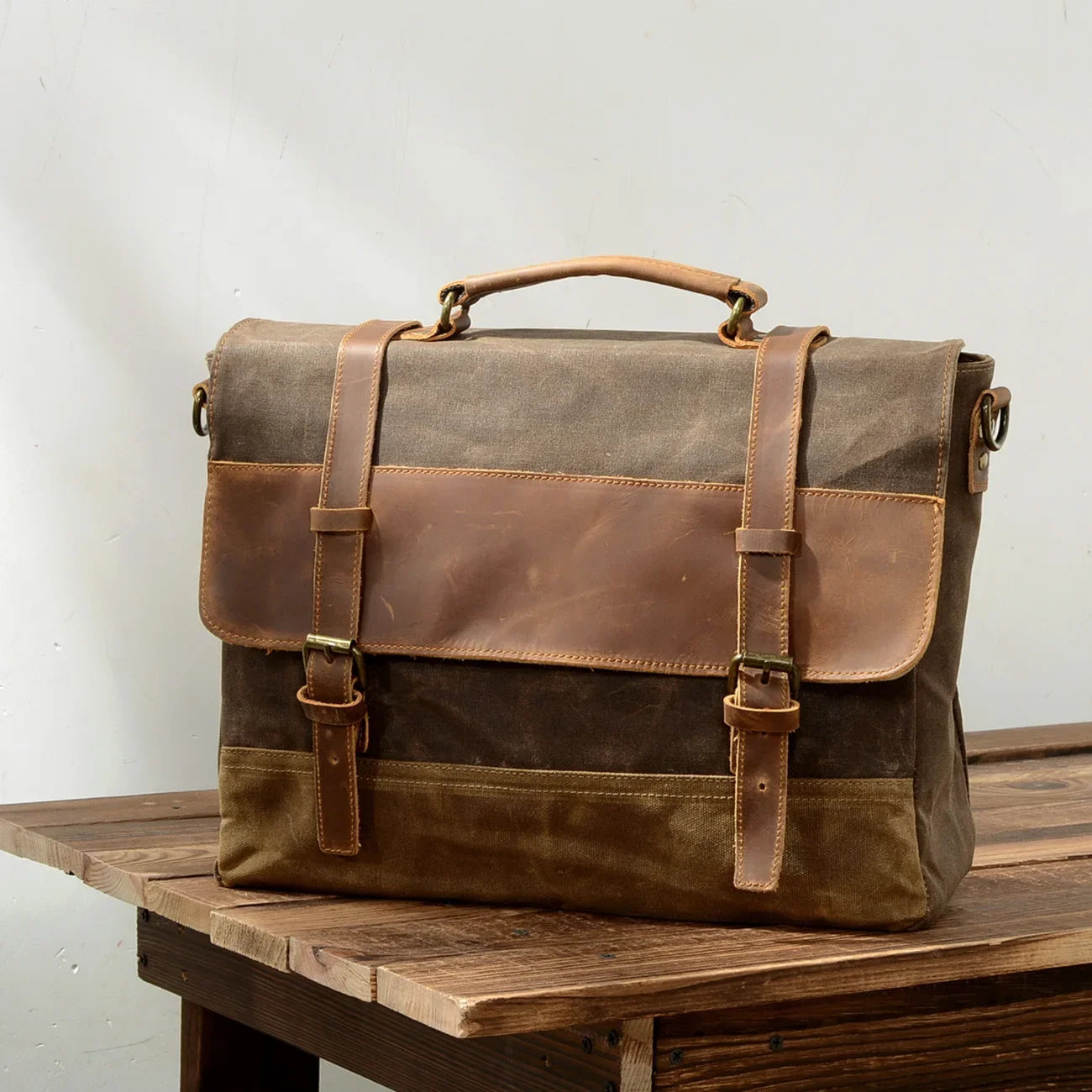 MUCHUAN Herren Vintage Waxed Canvas Messenger Bag – Wasserdichte Schultertasche mit Lederakzenten für Büro & Alltag