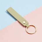 Porte-clés en cuir PU au style professionnel – Porte-clés en cuir classique avec éléments métalliques, 1 à 5 pièces, idéal pour l'automobile, la bourse et les biens de consommation