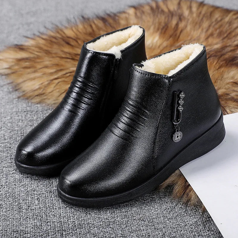 Damen Winter Ankle Boots – Warme & bequeme Lederoptik-Stiefeletten mit Plüschfutter, rutschfester Sohle & Reißverschluss, Größe 33–50