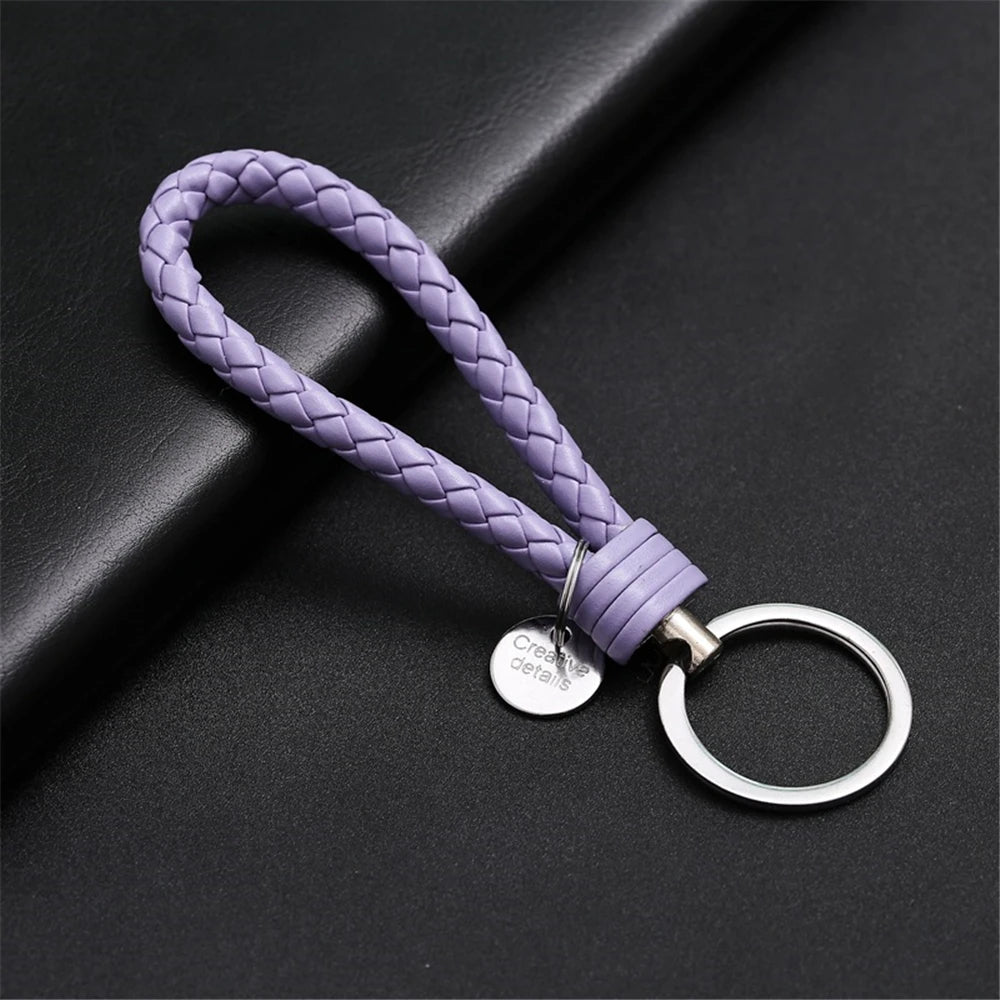 13 cm geflochtener PU-Leder Schlüsselanhänger – Farbiger Keyring für Damen & Herren, modisches Auto- & Taschen-Accessoire mit Metallring