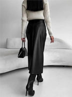 Damen PU Leder Midirock Schwarz – High Waist Rock mit Frontschlitz, eleganter Office- & Alltagsrock in Lederoptik für Herbst