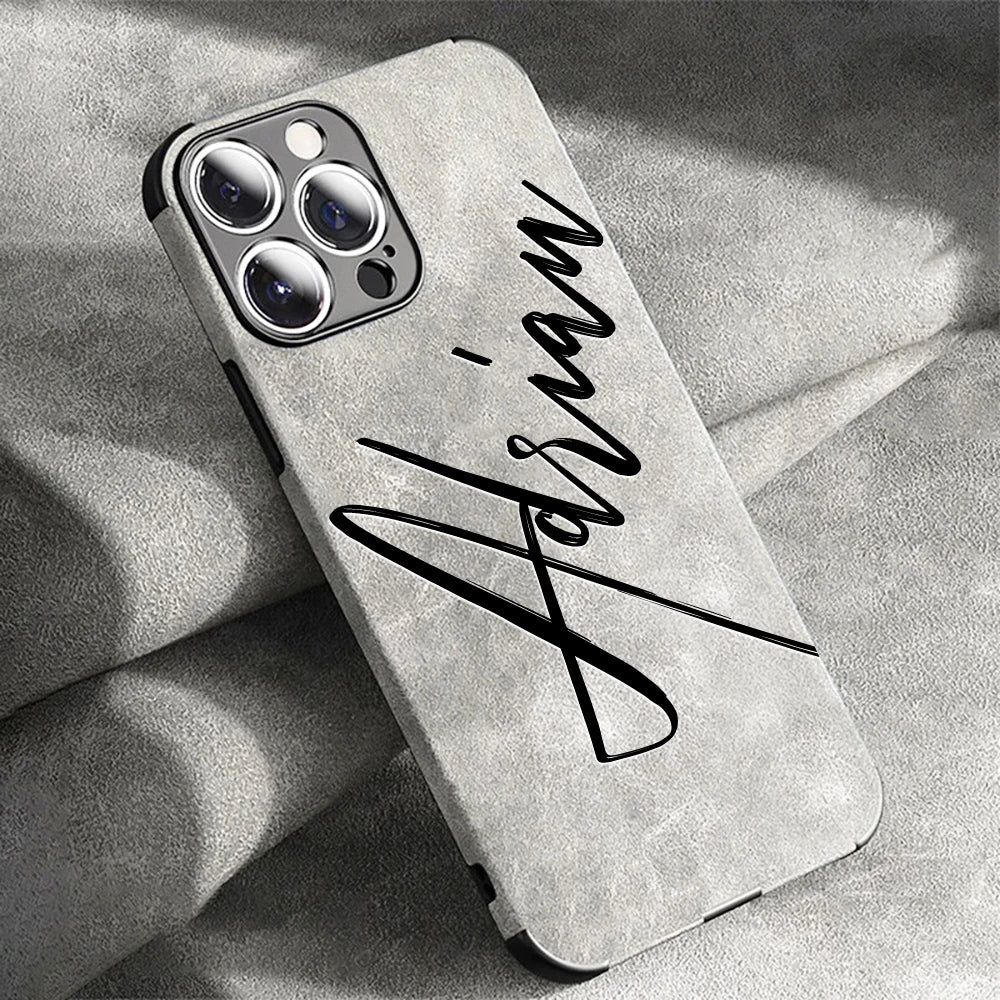 Personalisierte iPhone Lederhülle mit Kalligrafie-Namen – Luxus Kunstleder Schutzhülle für iPhone 11–16 Pro Max