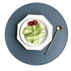 Runde schwarze Kunstleder Tischsets – Geprägte PU-Platzmatten im American Style für Esstisch & festliche Dekoration (1/4/6 Stück)