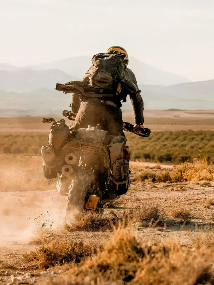 Chaqueta de cuero sintético amarillo para hombre, chaqueta de motociclista con parches, abrigo informal con cremallera, chaqueta de motociclista ajustada con forro de piel