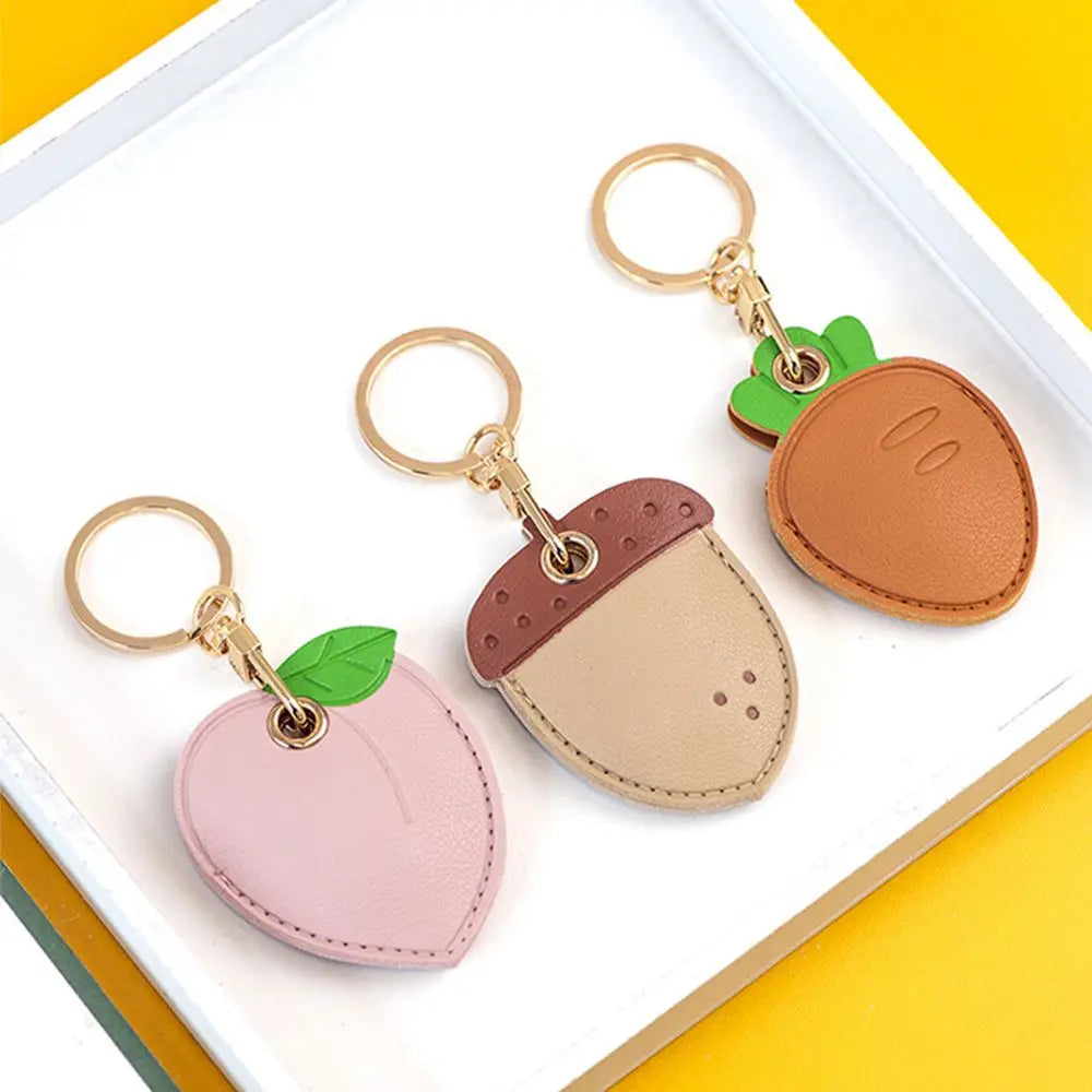 Leder Erdbeer- & Zitronen-Schlüsselanhänger – Verspielter Keychain als Taschen- & Autoanhänger, fruchtiger Bag Charm & Geschenkidee