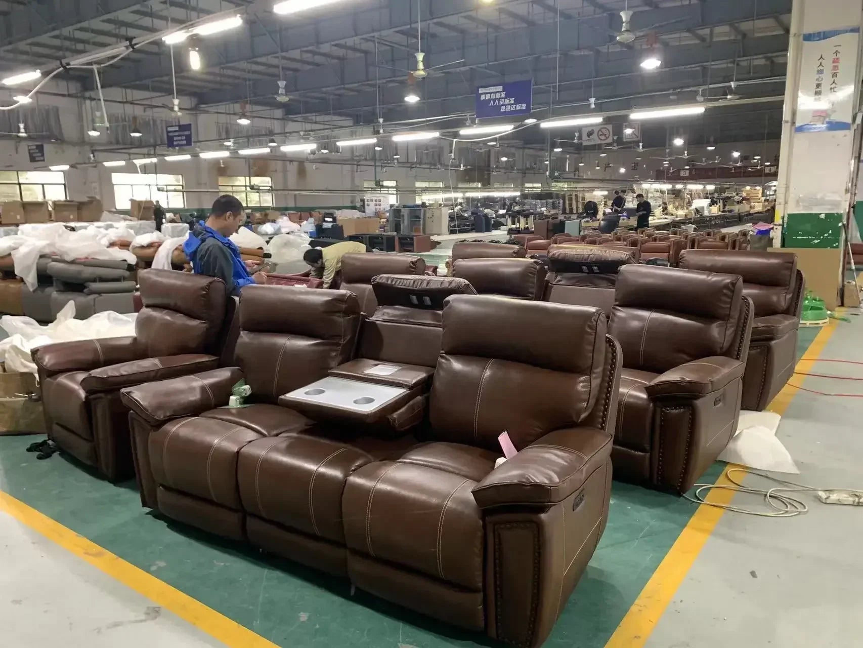 Ensemble de canapé-lit électrique à 3 places en bois – Style américain, canapé inclinable électrique pour la chambre de femme, salon de vie confortable 