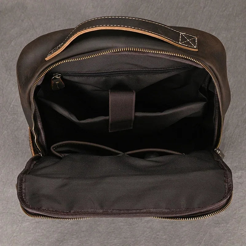 Vintage Herren Rucksack aus Crazy Horse Leder – Mochila retro para ordenador portátil más grande aus echtem Leder para viajes y negocios 