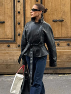 HH Damen Vintage Motorradjacke – Kurze Bikerjacke aus Faux Leder mit Gürtel, Reverskragen &amp; Reißverschluss für Herbst und Winter 