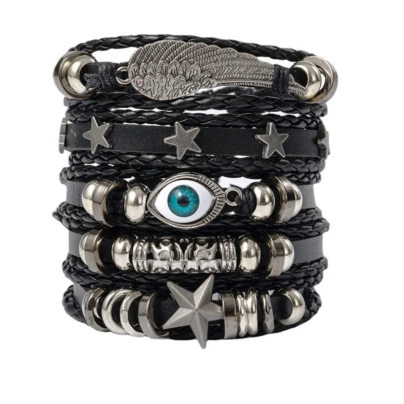 Conjunto de brazalete de cuero multicapa punk: brazalete gótico antiguo con encanto de totenkopf, Augen y Stern en estilo rock Y2K para hombres