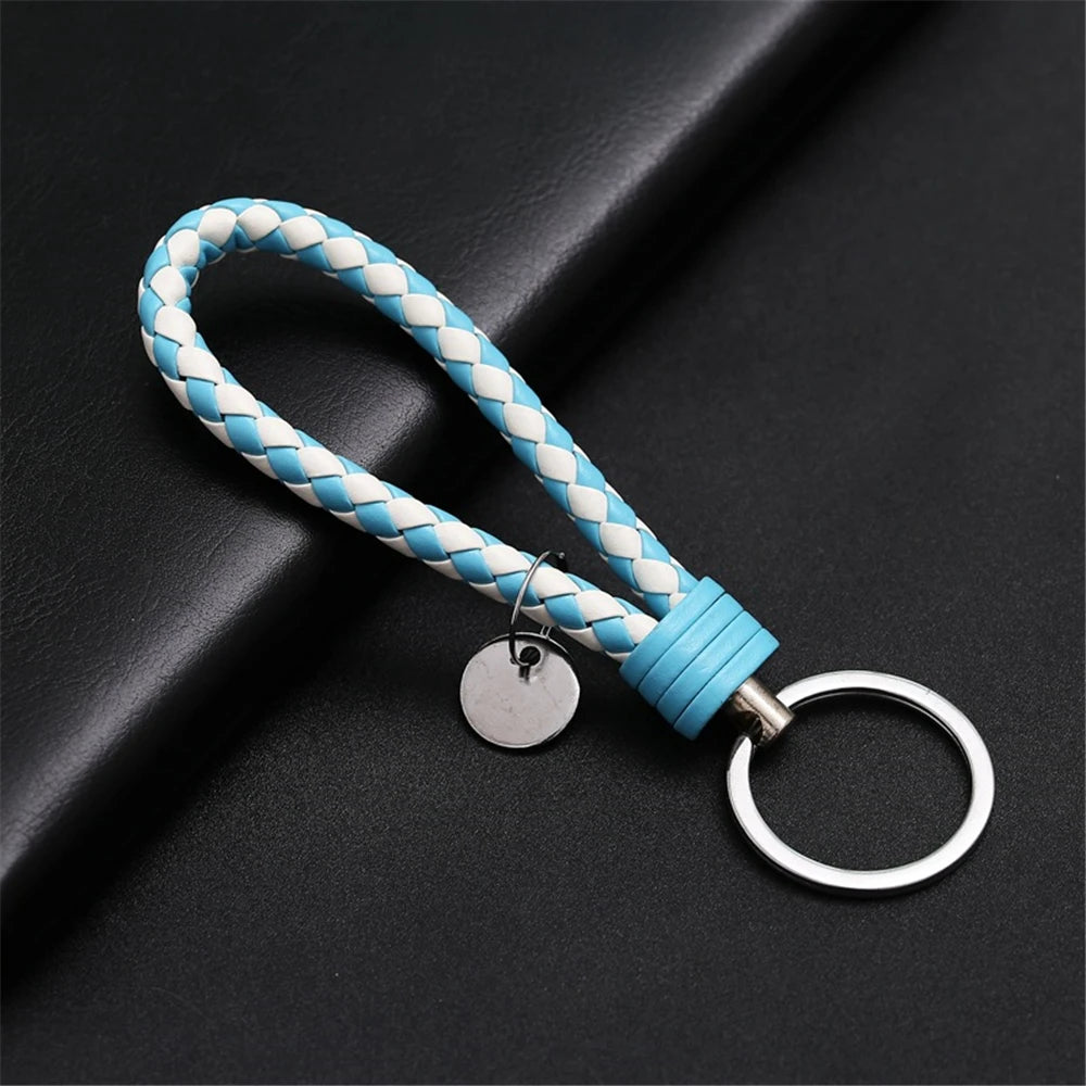 13 cm geflochtener PU-Leder Schlüsselanhänger – Farbiger Keyring für Damen &amp; Herren, modisches Auto- &amp; Taschen-Accessoire mit Metallring