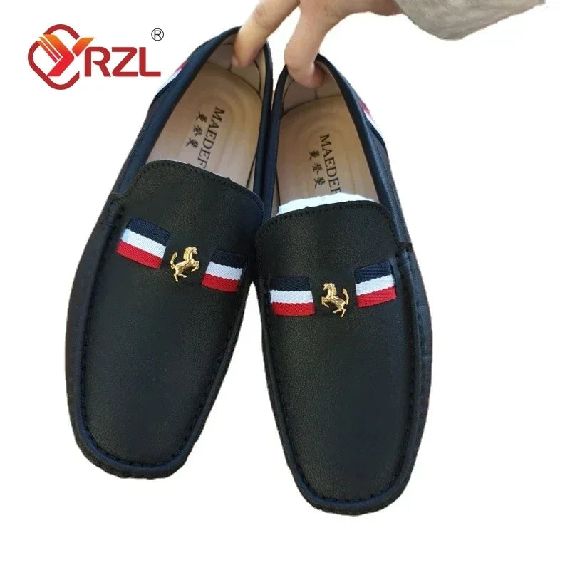 YRZL Herren Loafer in Weiß & Schwarz – Bequeme Slip-On Mokassins aus PU-Leder, Sommerliche Driving Shoes für Alltag & Freizeit