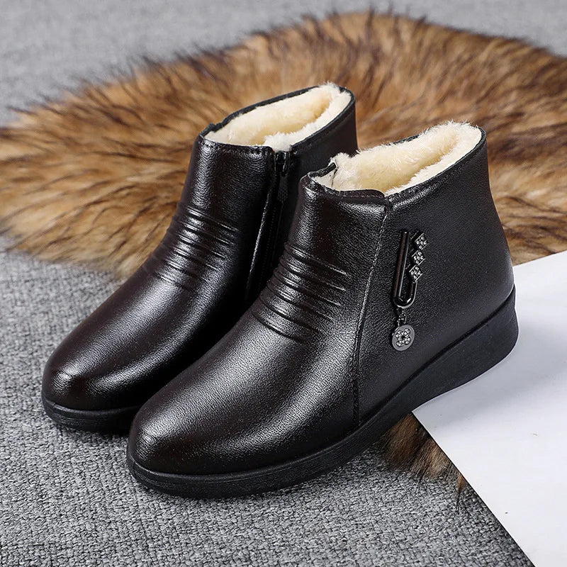 Damen Winter Ankle Boots – Warme & bequeme Lederoptik-Stiefeletten mit Plüschfutter, rutschfester Sohle & Reißverschluss, Größe 33–50