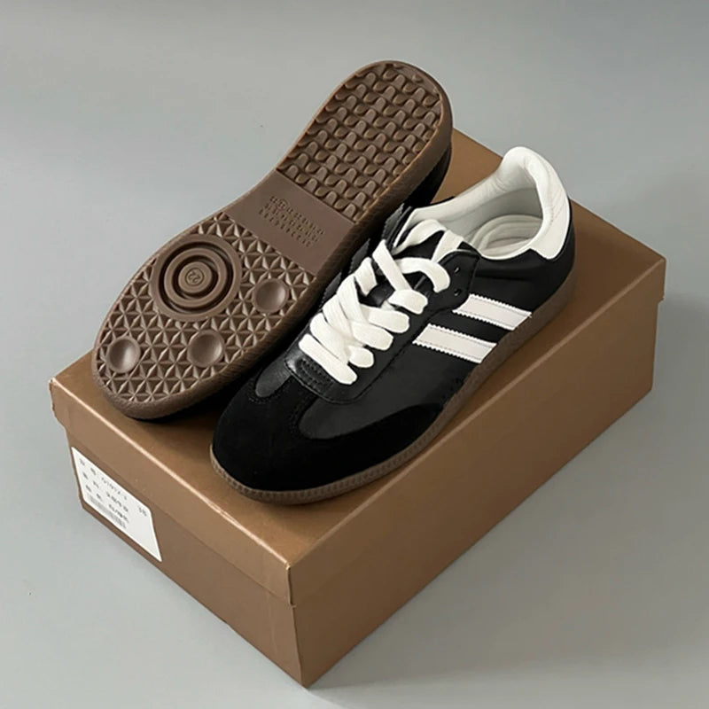 Damen Leder Sneaker im British Style – Retro Vulcanized Shoes aus echtem Rindsleder für Alltag & Freizeit