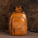 MOTAORA Retro Mini Leder Rucksack Unisex – Handgefertigter Echtleder Chest- &amp; Sling-Backpack im Vintage-Stil 