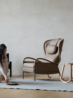 Sofá-silla con micrófono en Toffee Braun – Moderner Single Relaxsessel für Wohnzimmer &amp; Schlafzimmer, vielseitiger Casual Lounge Chair