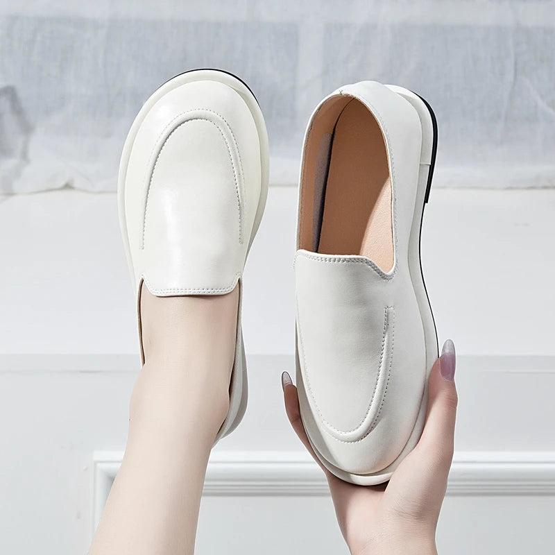 AIYUQI Damen Loafer aus echtem Leder – Runde Spitze Slip-on Flats, Weiche Lederschuhe für Frühling & Herbst 2025
