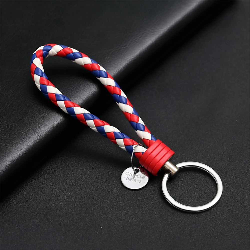 13 cm geflochtener PU-Leder Schlüsselanhänger – Farbiger Keyring für Damen & Herren, modisches Auto- & Taschen-Accessoire mit Metallring