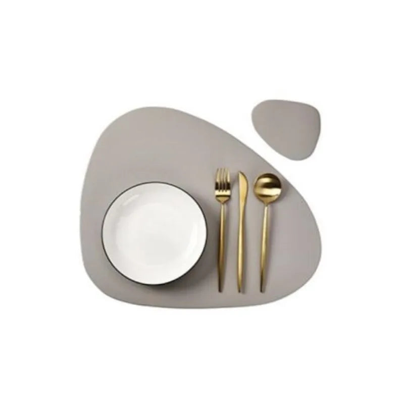 Dreieckige Kunstleder Tischsets &amp; Untersetzer – Nordische Platzmatten für Küche, Esstisch &amp; Weihnachtsdekoration (1/4/10 juegos)