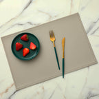 PU Leder Platzsets rund oder rechteckig (4/6 Stück) – Wasserdichte &amp; hitzeisolierende Tischsets im europäischen Stil für Hotel, Restaurant &amp; Zuhause