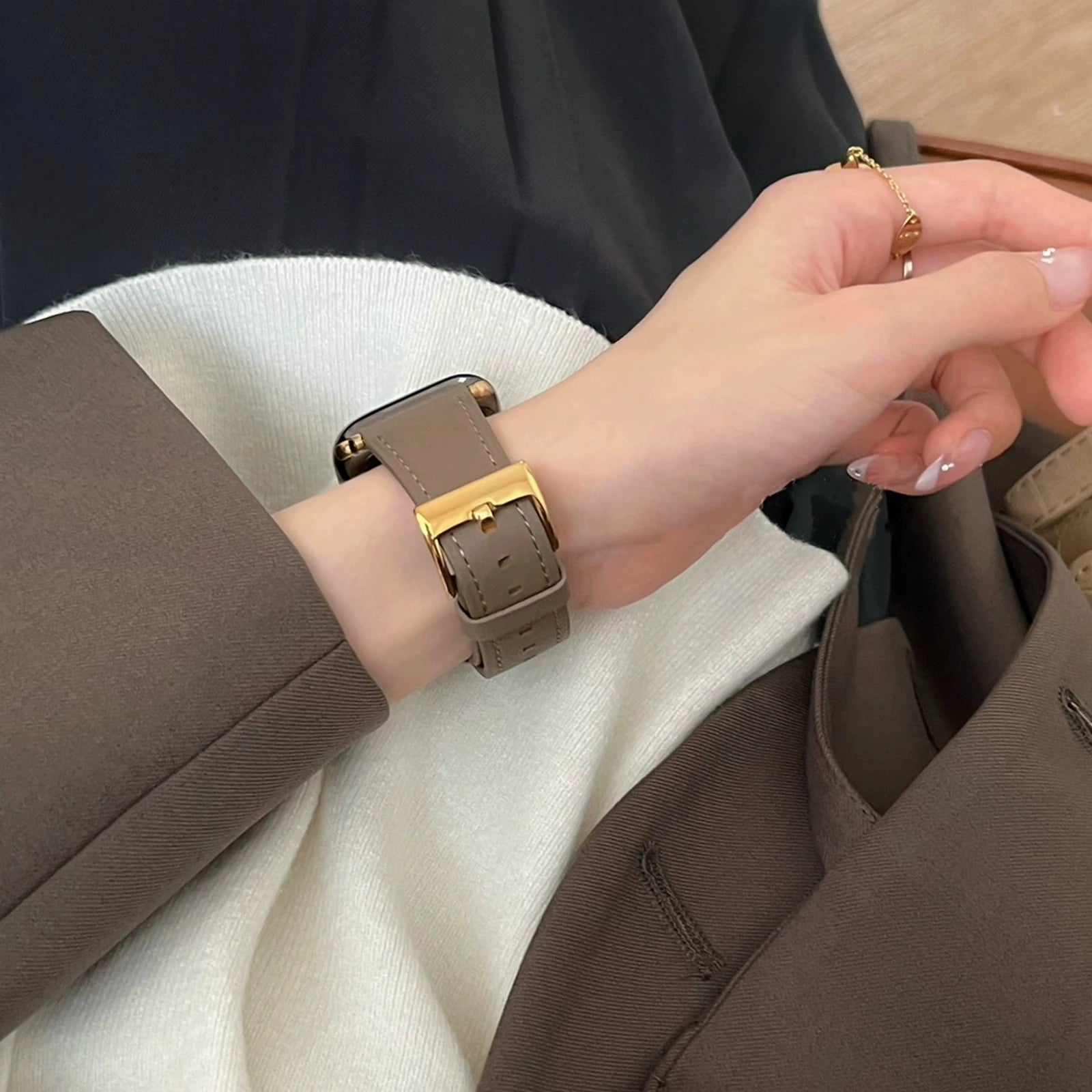 Leder Loop Armband für Apple Watch – Sportlich-elegantes iWatch Lederarmband für Damen & Unisex 38–49 mm