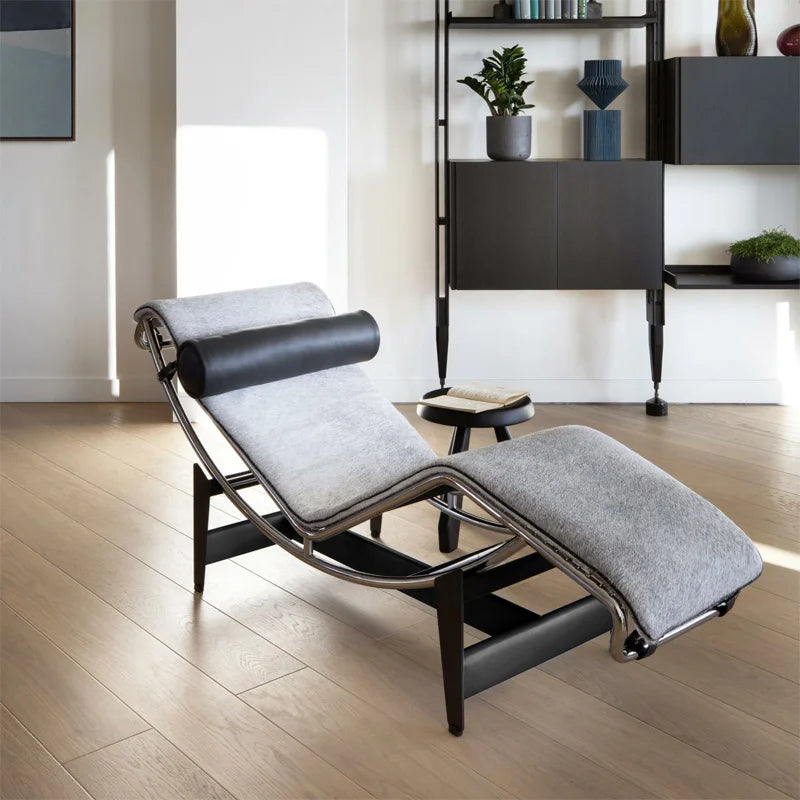 Moderner Luxus Leder-Relaxsessel – Designer Lounge- & Recliner Chair aus Edelstahl für Wohnzimmer, Schlafzimmer & Salon